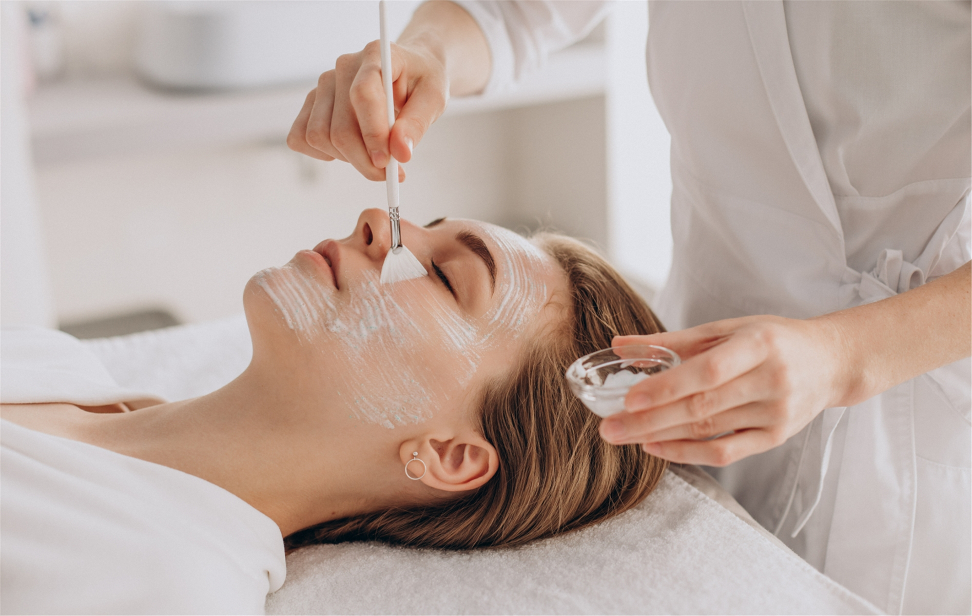 Bigbox - Glow up Facial by Carla Tofoni Spa